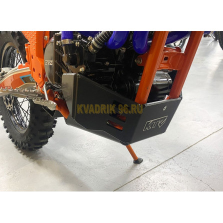 Защита KTZ пластик для мотоцикла BRZ XS8 NB 300 (4T ZS174MN-5 NB, б.вал) 2024-
