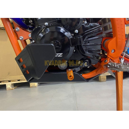 Защита KTZ пластик для мотоцикла BRZ XS8 NB 300 (4T ZS174MN-5 NB, б.вал) 2024-