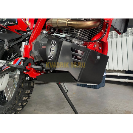 Защита KTZ пластик для мотоцикла PROCIDA CRF PR300 (BNK-B19) (ZS175FMN, б.вал) 2024- Защита KTZ пластик для мотоцикла PROCIDA CRF PR300 (BNK-B19) (ZS175FMN, б.вал) 2024-